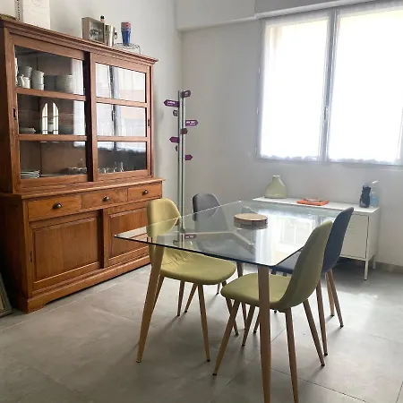 Appartement Loft Au Calme En Plein Centre De Golfe-juan Vallauris
